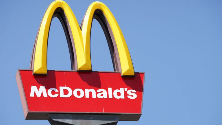 McDonald's retira las pajitas de plástico de todos sus restaurantes de España