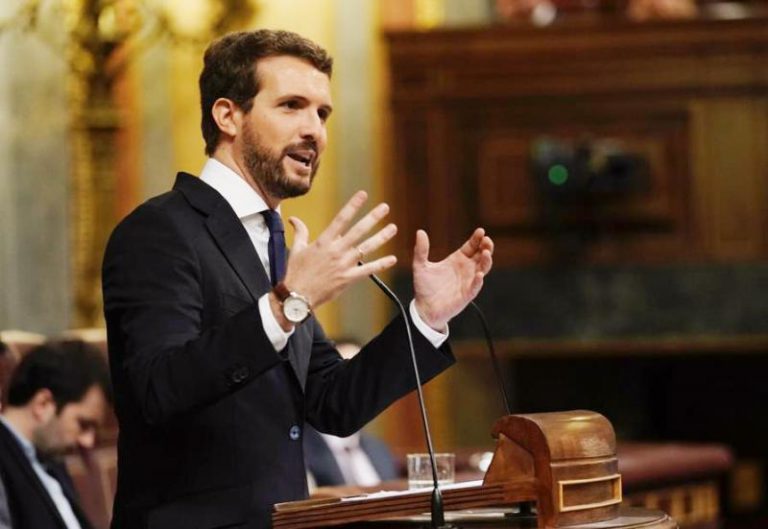 Casado preguntará a Sánchez si cree que su gestión ha provocado “una crisis constituyente”