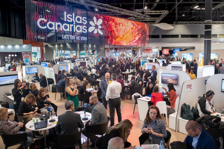 Lopesan y el Gobierno canario, protagonistas en la defensa del turismo canario en Fitur’22