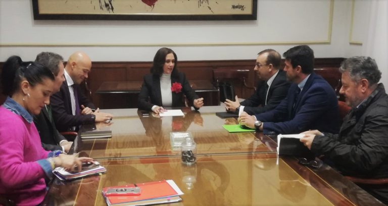 El Ayuntamiento de Santa Cruz de Tenerife y tres entidades bancarias avanzan en la búsqueda de viviendas que puedan destinarse a alquileres sociales