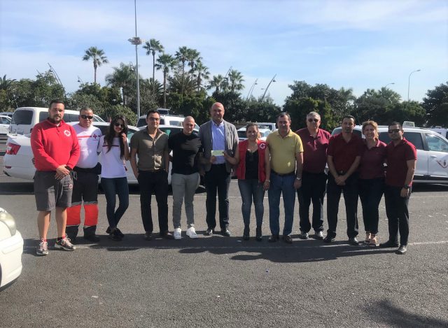 Taxis entrega Cruz Roja