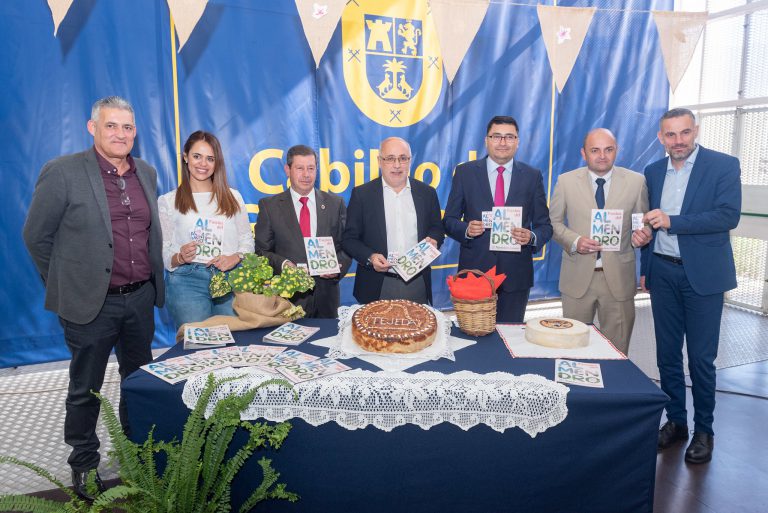 El estreno del nuevo espectáculo de Arístides Moreno y 101 Brass Band amenizará las Fiestas del Almendro de Tejeda