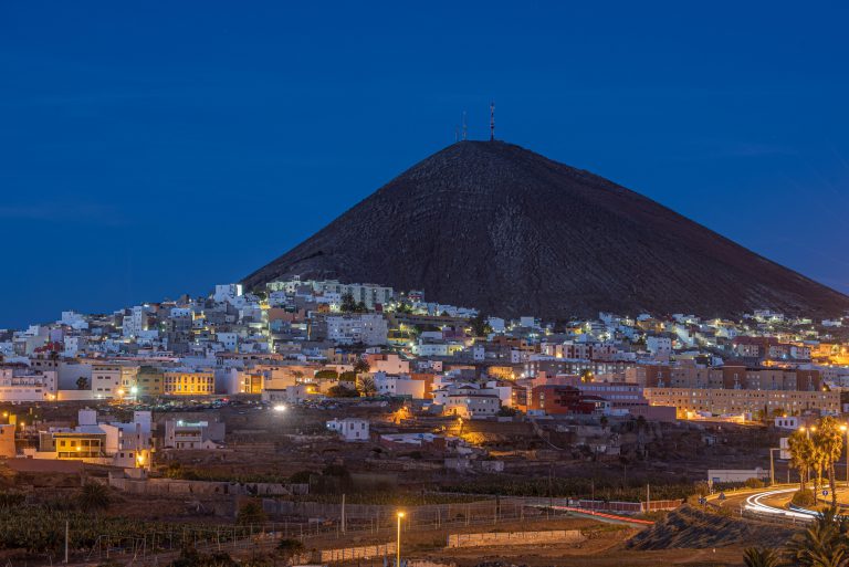 Gáldar transforma en led el alumbrado de La Montaña y reduce en un 83% las emisiones de Co2