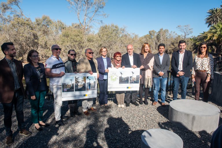 El espacio de sombra y agua ideado por Tony Gallardo en el Oasis de Maspalomas lucirá seis obras del escultor