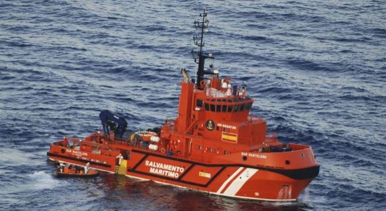 Salvamento Marítimo busca al pesquero gaditano desaparecido con seis tripulantes