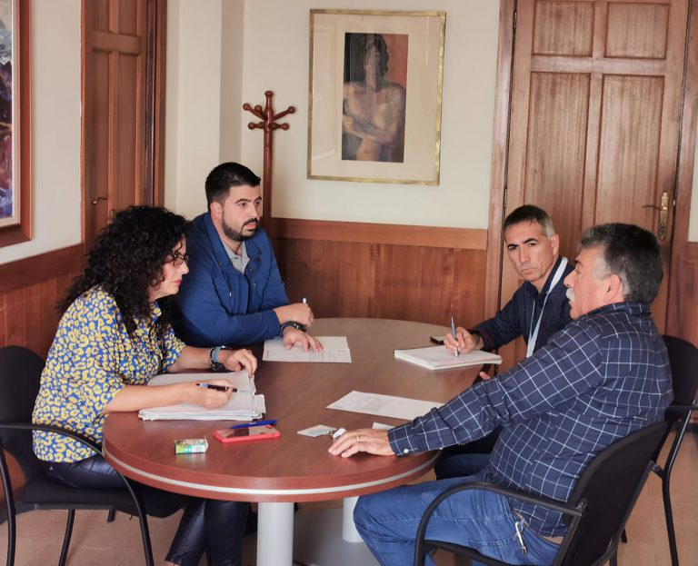El Cabildo y ASPA abordan la mejora de la gestión sostenible de los residuos en las explotaciones agrarias