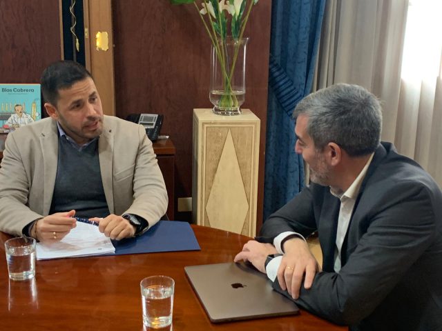 Durante la visita de Fernando Clavijo 1