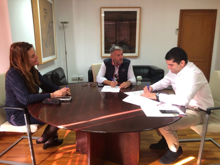 Los Centros siguen reconstruyendo su modelo de negocio