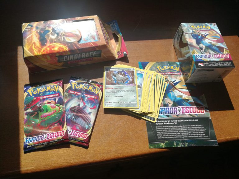 Review JCC Pokémon: Escudo y Espada – Una expansión potente donde las VMAX dominan la mesa