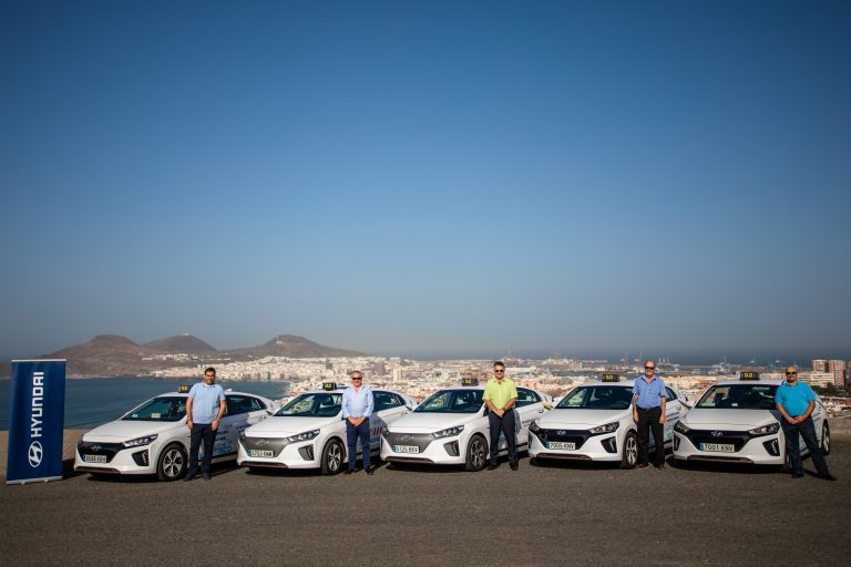 Hyundai Canarias lidera e impulsa el mercado del TAXI eléctrico