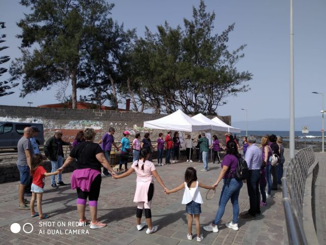 Exitosa Cadena Feminista la llevada a cabo el sábado 15 de febrero en la costa aruquense 1 cadenafeminista el puertillo