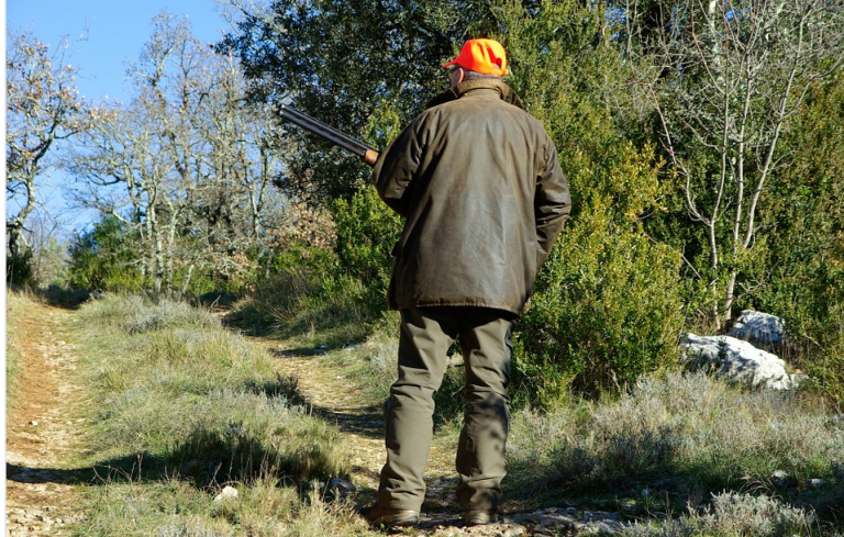 Muere un cazador por los disparos de otro en Gerona