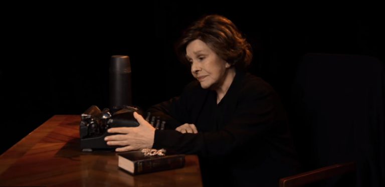 Lola Herrera interrumpe su función de teatro en Zaragoza por un móvil que no paraba de sonar