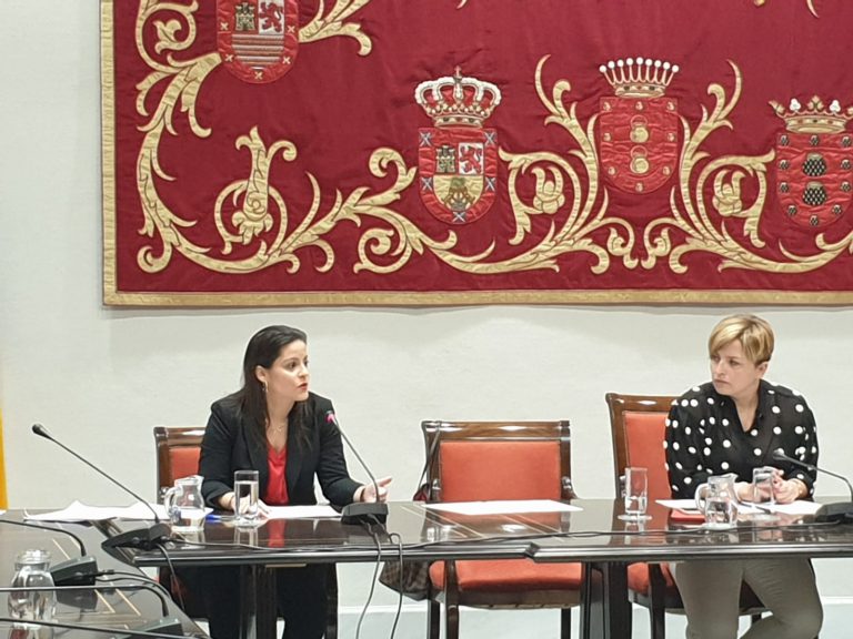 Castilla anuncia un estudio sobre los diferentes escenarios por el brexit y un plan de acciones compensatorias