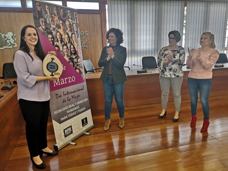 El municipio reconoce la aportación de los valores igualitarios de Yurena Cazorla por el Día de la Mujer 