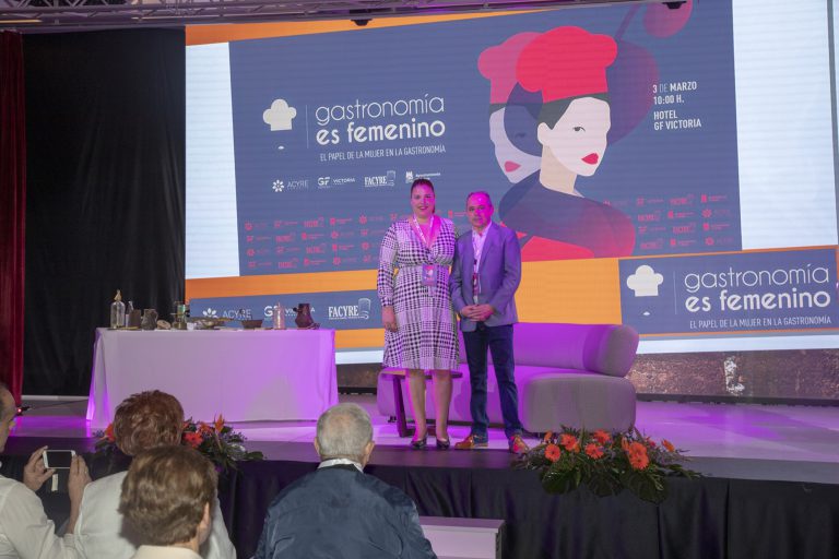 I certamen gastronomía es Femenino