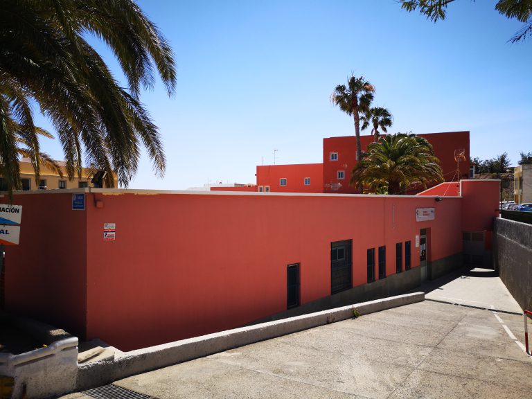 Los centros de Salud del municipio pasan todas las consultas por teléfono y el médico valora la asistencia