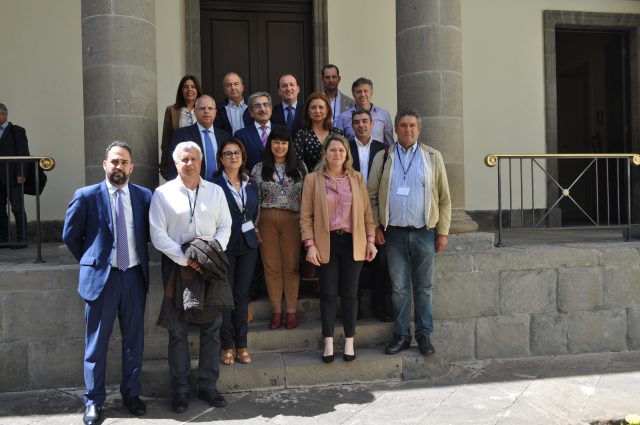 Apoyo unánime de todos los grupos políticos al manifiesto del sector agrario de canarias 1 DSC 1170