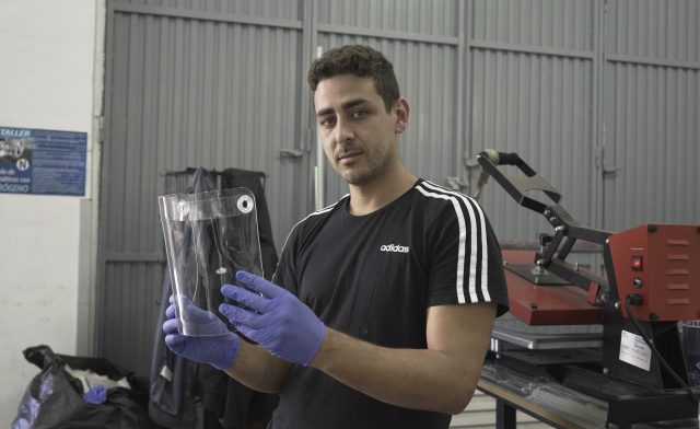 El Ayuntamiento de Santa Cruz destina a la Ayuda a Domicilio 100 mascarillas de primera calidad donadas por una empresa 1 Ejemplo de protector facial