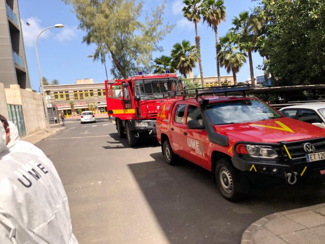 La UME efectúa una desinfección preventiva en El Pino, donde la situación es de absoluta normalidad 1 WhatsApp Image 2020 03 24 at 14.14.02 4