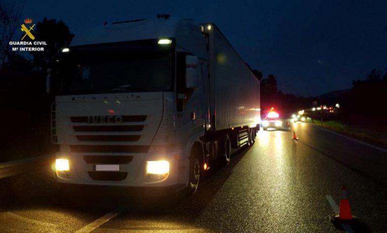 Manipular el tacógrafo de camión o furgoneta es ya un delito penado con hasta tres años de prisión