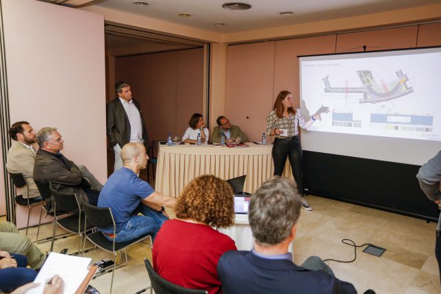 El Ayuntamiento informa a los empresarios de las actuaciones que se llevarán a cabo en la zona comercial de Mesa y López 1 lpa mesa y lopez