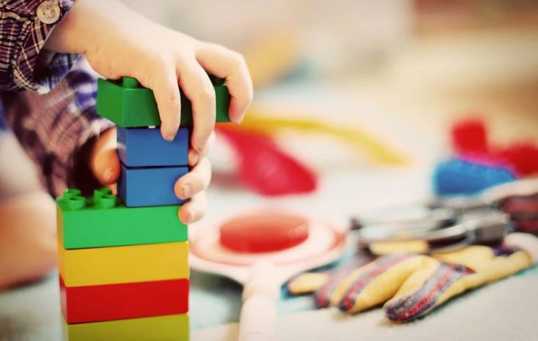 La oferta de canguros y cuidadores aumenta un 469% y la demanda, un 187% por el coronavirus