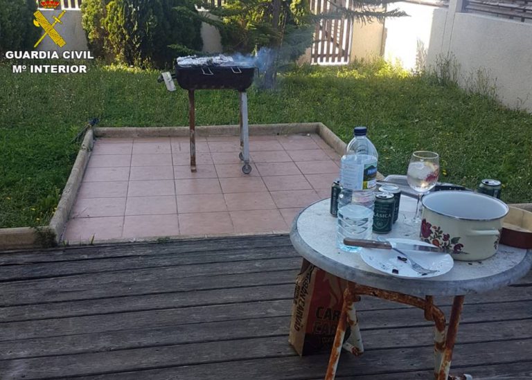 Sancionados siete jóvenes por organizar una barbacoa en Alicante