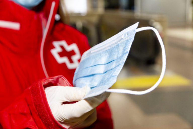 La sociedad, unida para asegurar el bienestar de las personas con escasos recursos