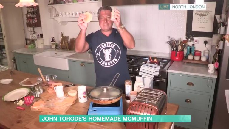 Un chef provoca un incendio mientras participa en un programa de televisión