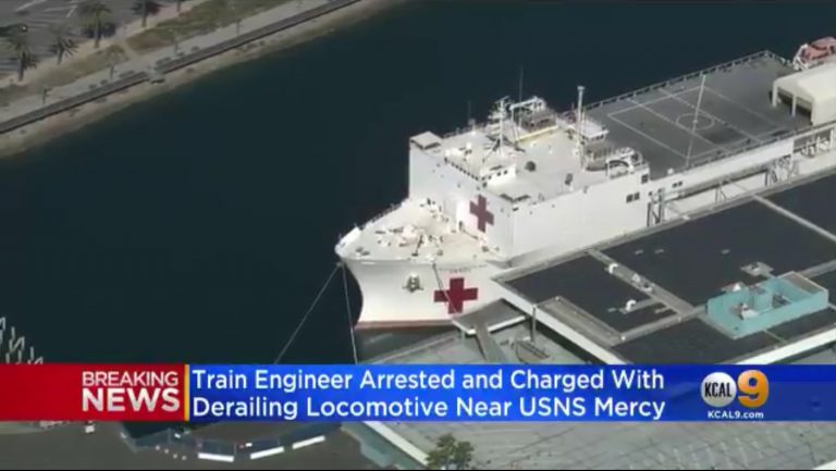 Intenta chocar un tren contra un buque hospital con pacientes contagiados por  covid-19