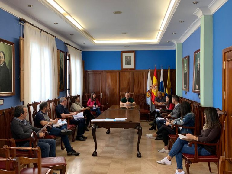 El Ayuntamiento de Santa María de Guía aprobó la adjudicación de obras de reasfaltado por un importe cercano a los 500.000 euros