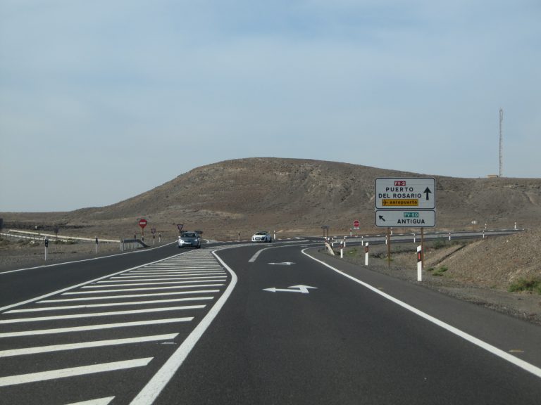 Obras Públicas iniciará la licitación del semienlace de Parque Holandés en Fuerteventura tras autorizar el Gobierno canario una inversión de 2,5 millones de euros