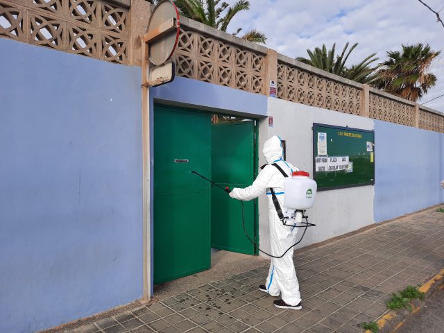 LIMPIEZA Y MANTENIMIENTO CENTROS ESCOLARES DE TELDE8