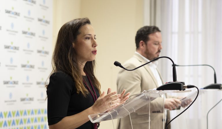 Santa Cruz de Tenerife lucirá en mayo balcones típicos y cruces hechas con materiales reciclados que serán premiados en una votación popular