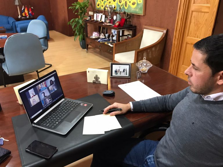 Telde estudiará las solicitudes de restauradores y hosteleros para valorar ampliar terrazas y abrir  nuevas con el fin de dinamizar la economía local