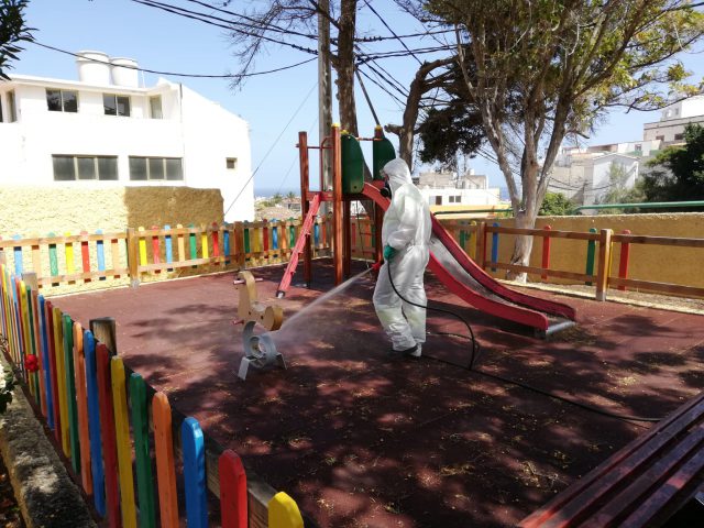 arucas limpieza parques 2