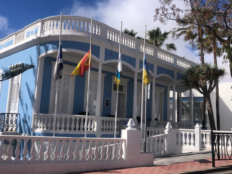 San Miguel reclama el uso del superávit de 2019 para hacer frente a la crisis económica como fórmula para la creación de empleo