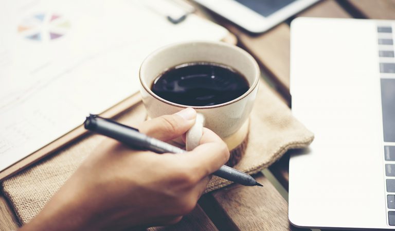 6 accesorios para crear la mejor homeoffice