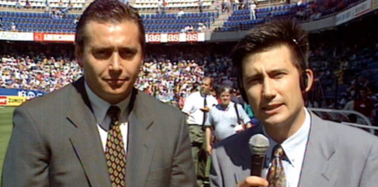 La emotiva despedida de Carlos Martínez a Michael Robinson