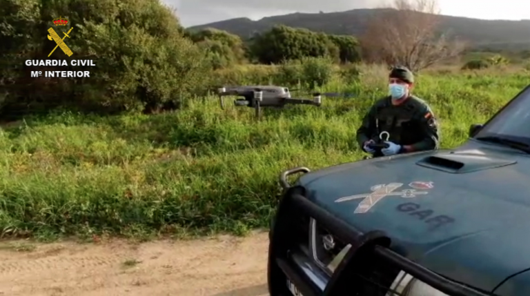 Un dron de la Guardia Civil permite denunciar a unos vecinos de Navarra que hacían continuas quedadas