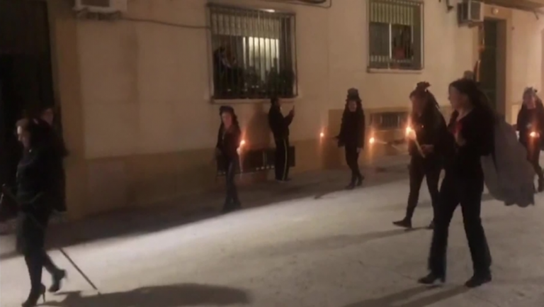 Indignación por una 'procesión' de mujeres en Jaen en pleno confinamiento