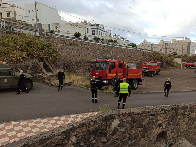 La UME interviene en el Centro de Salud de Agaete, la Policía Local, el Dispensario Médico del Valle y el Centro de Mayores