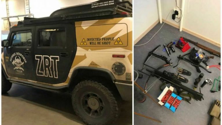 Unos ‘cazadores de zombies’ son interceptados en la frontera germano-sueca con un arsenal de armas en su vehículo