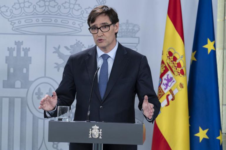 El Gobierno estudia el uso obligatorio de las mascarillas en espacios públicos