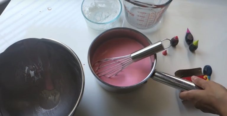 Cómo hacer arcilla casera para entretener a los niños durante el confinamiento