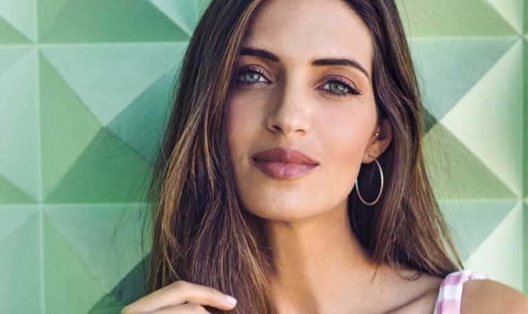 Sara Carbonero revoluciona las redes sociales con un radical cambio de look