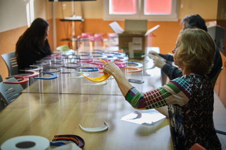 El Cabildo y el Gobierno de Canarias facilitan 4.000 EPIs al voluntariado de Tenerife