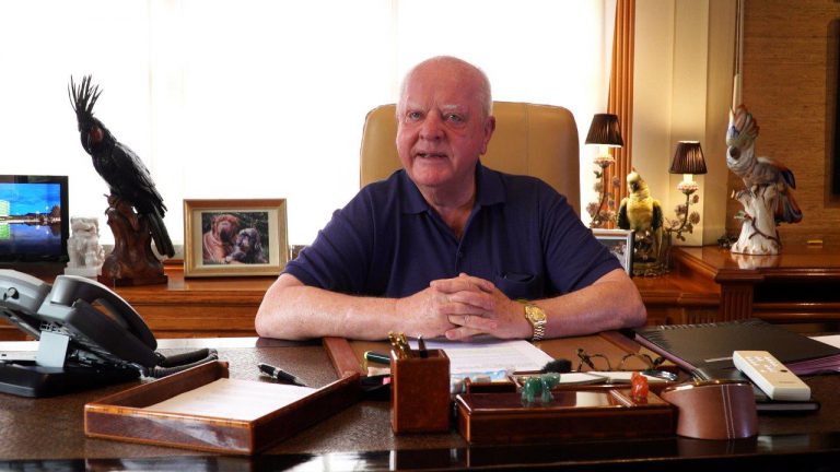 El presidente de la Compañía Loro Parque lanza un mensaje de tranquilidad a través de sus redes sociales