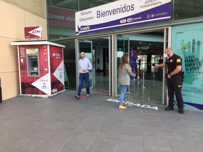 Máxima higiene y seguridad en la reapertura del Centro Comercial El Muelle